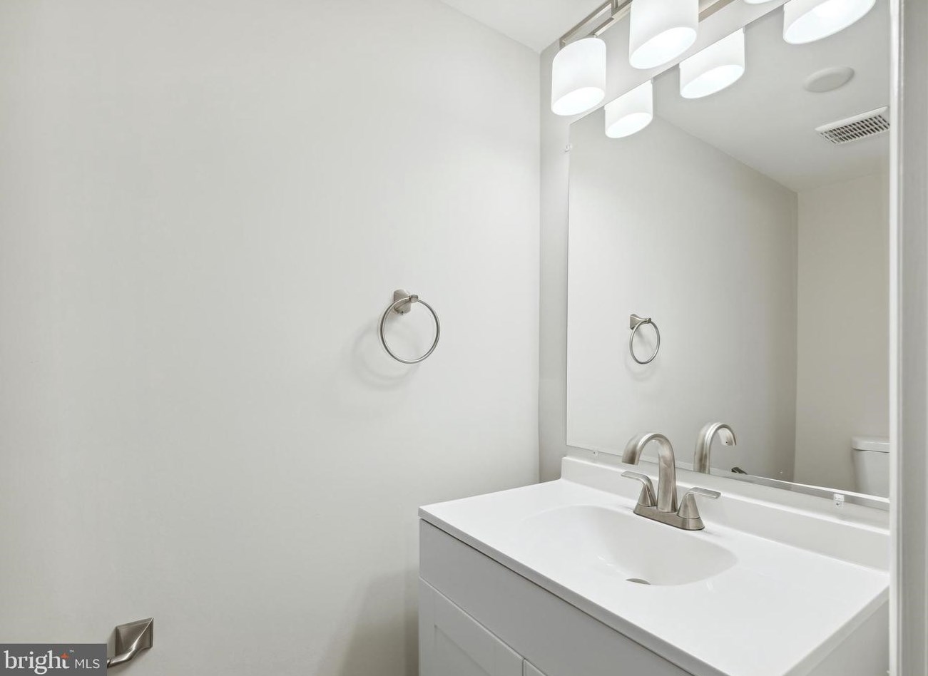 1723 Fillmore Ct, Crofton MD  21114-2309 exterior