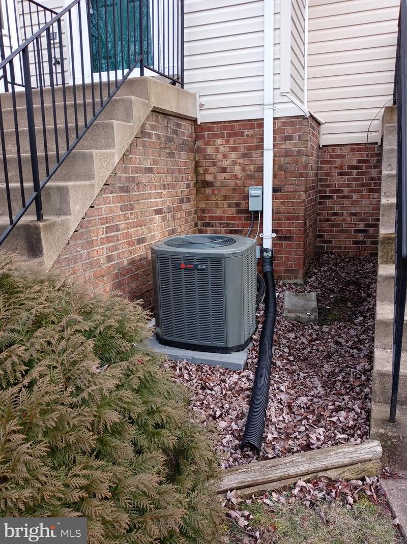 1024 Murdoch Ct, Crofton, MD 21114-1660