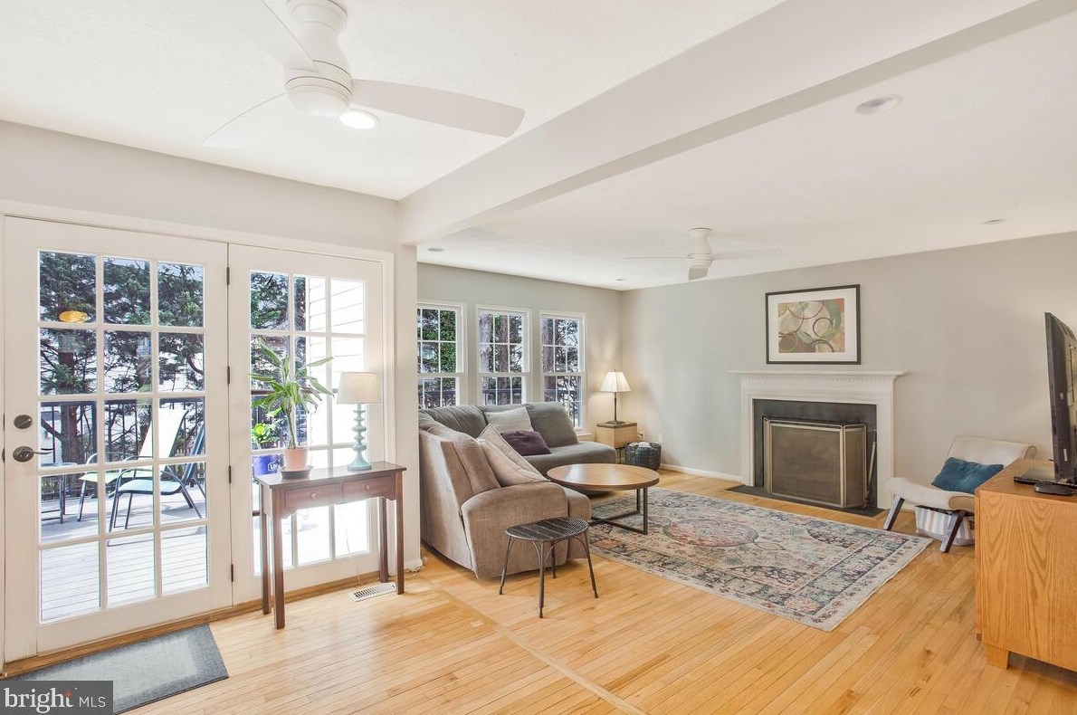 2806 Chapman Ct, Crofton MD  21114-3151 exterior