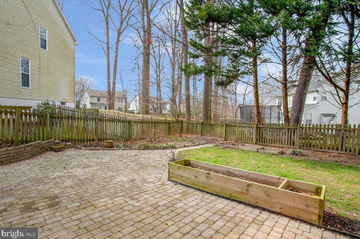 2806 Chapman Ct, Crofton MD  21114-3151 exterior