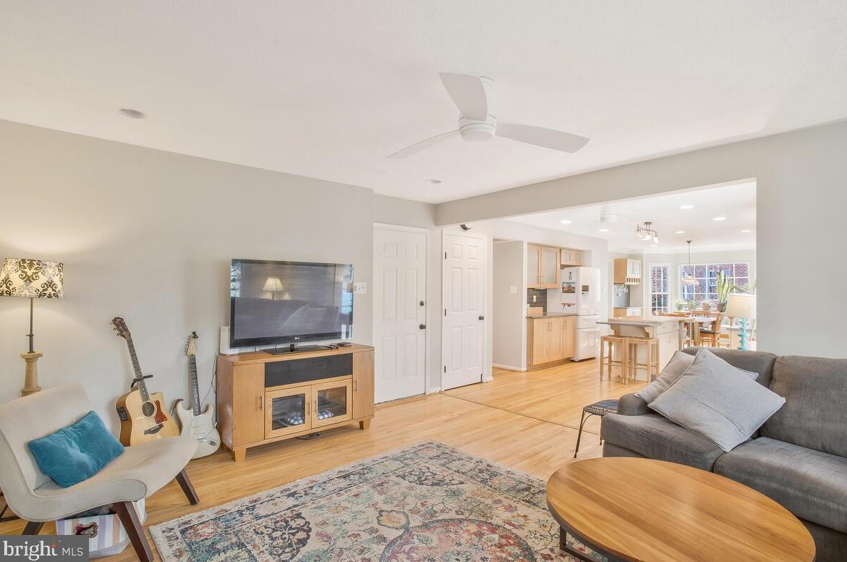 2806 Chapman Ct, Crofton MD  21114-3151 exterior