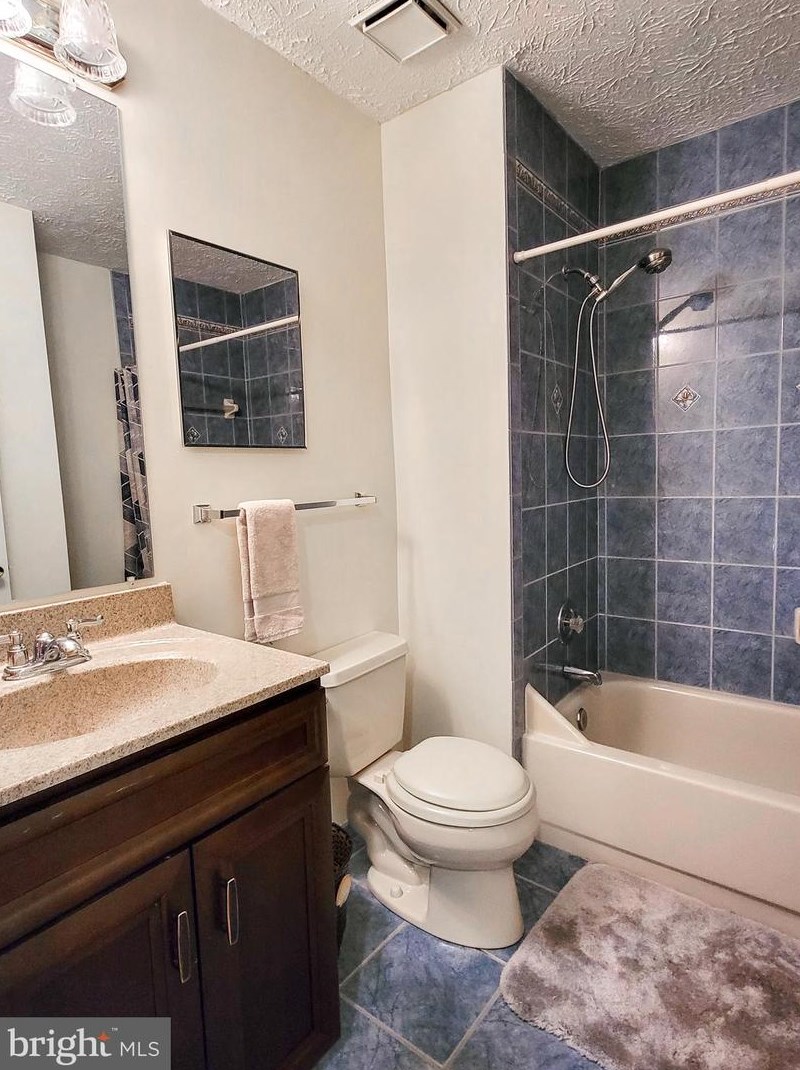 7916 Evesboro Dr, Severn MD  21144-1485 exterior