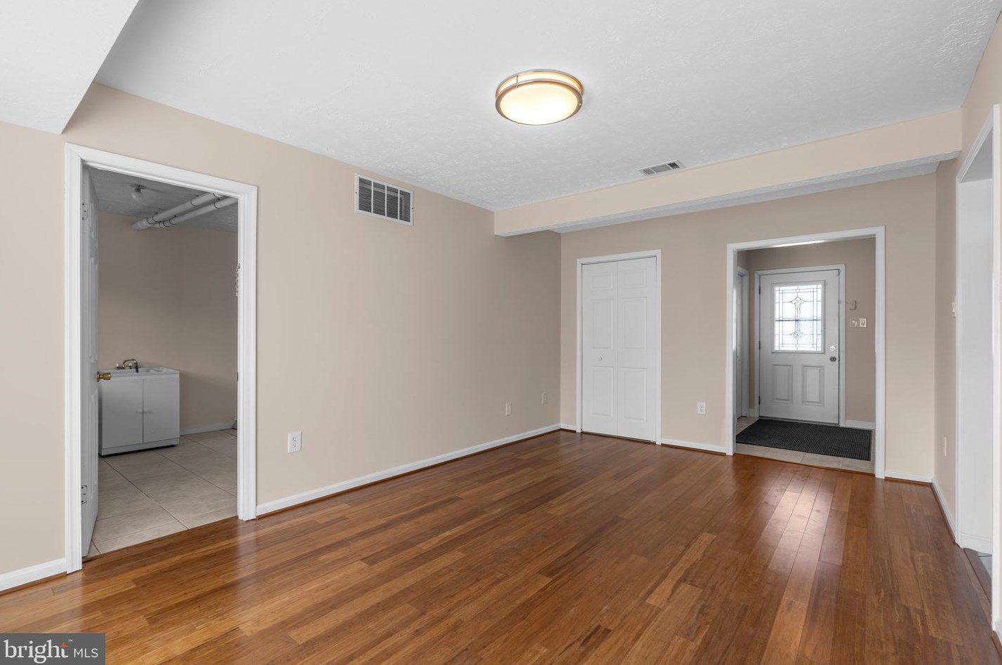 7797 Statesman St, Severn MD  21144-1533 exterior