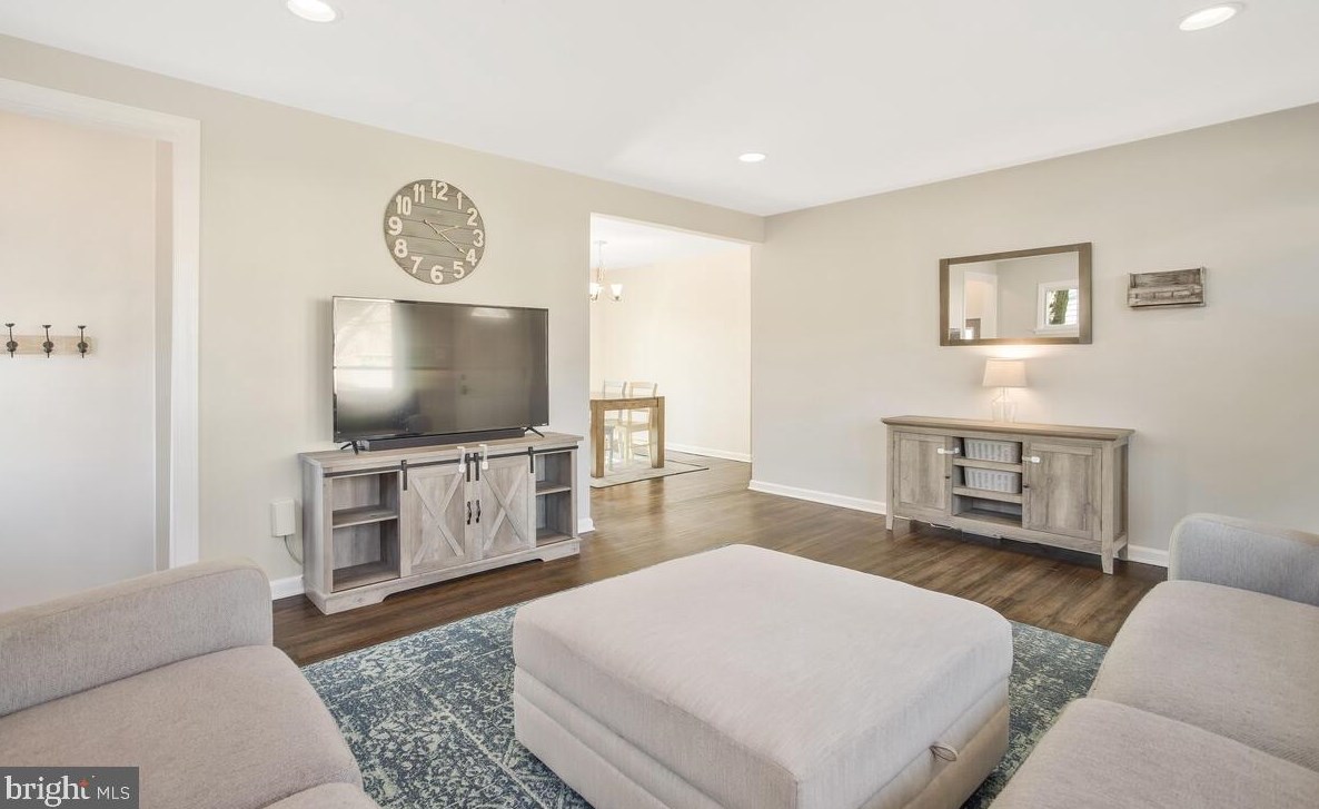 1057 Minnetonka Rd, Severn MD  21144-1136 exterior