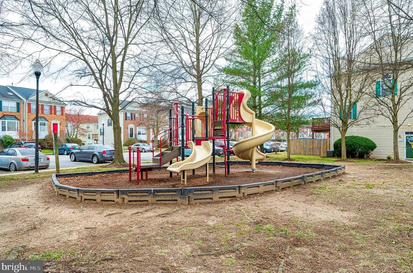 2078 Pawlet Dr, Crofton MD exterior