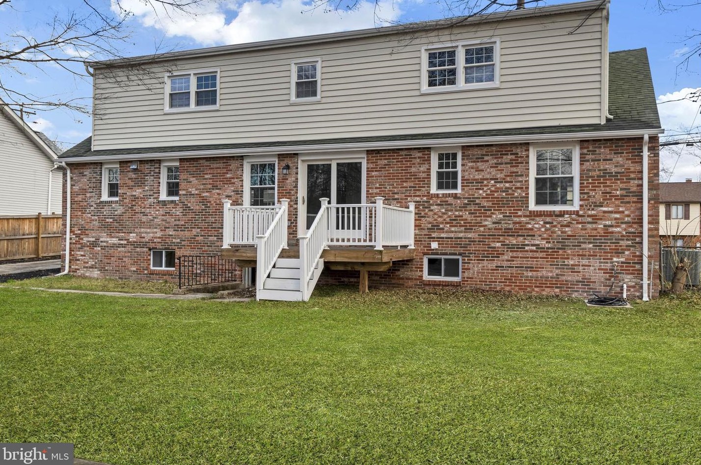 1425 Maryland Ave, Severn MD 21144-2617 exterior