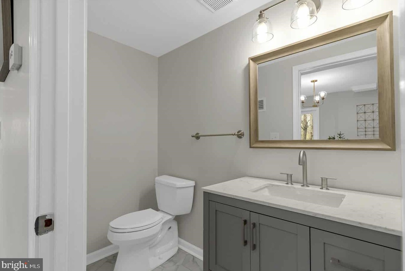 1425 Maryland Ave, Severn MD 21144-2617 exterior