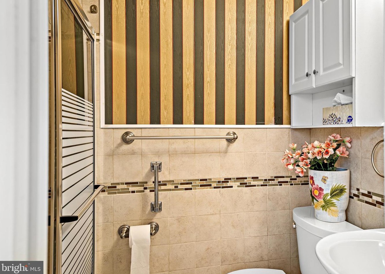 7911 Innkeeper Dr, Severn MD  21144-1459 exterior