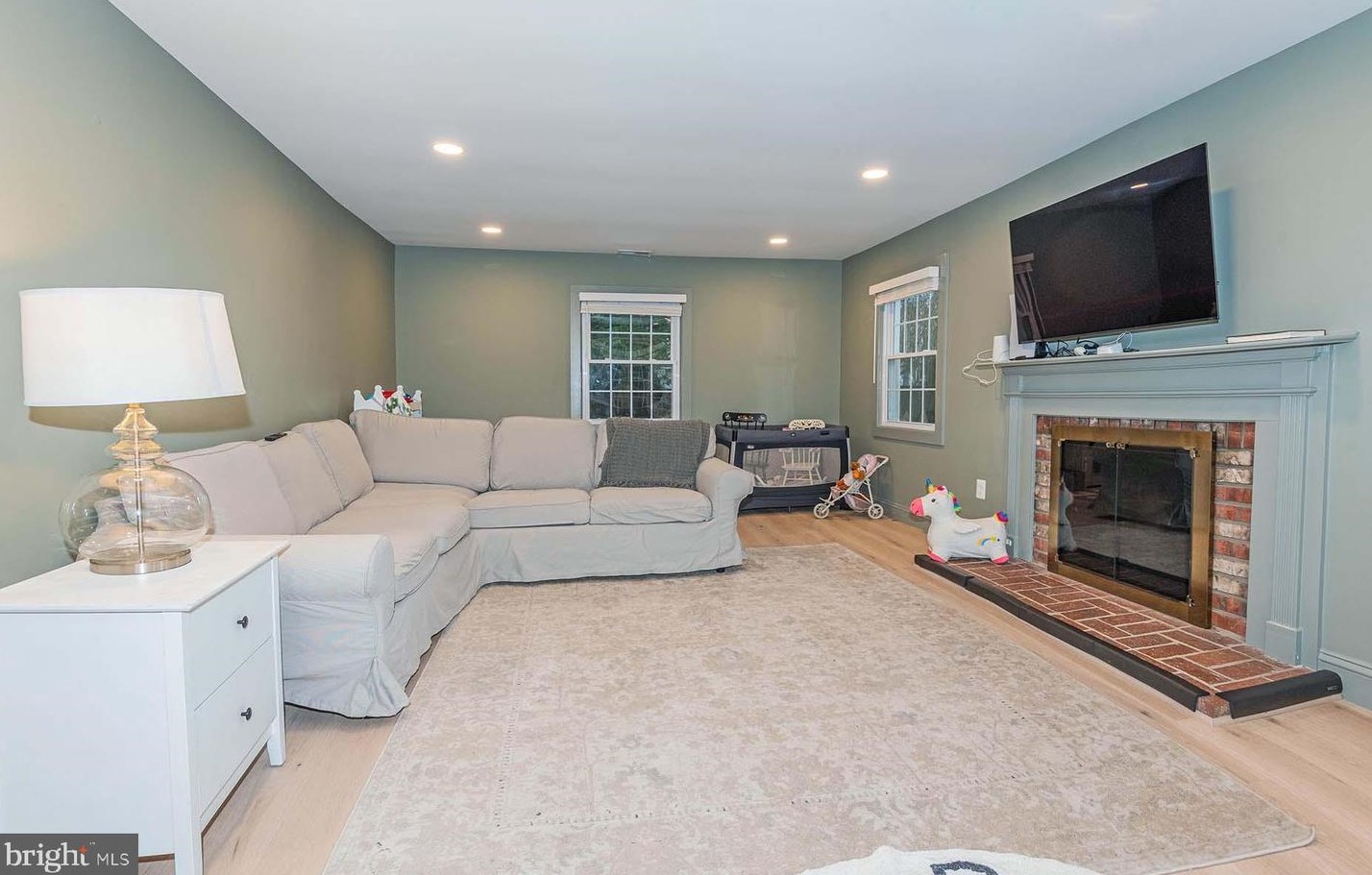 1770 Shaftsbury Ave, Crofton MD  21114-2019 exterior