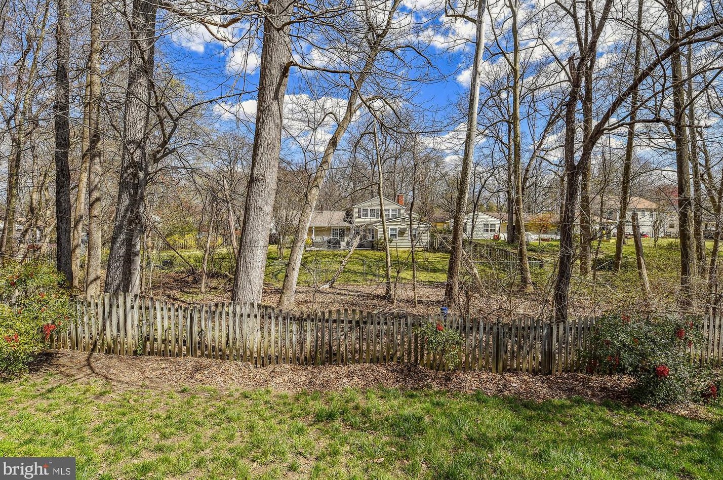 1684 Wickham Way, Crofton MD  21114-2903 exterior