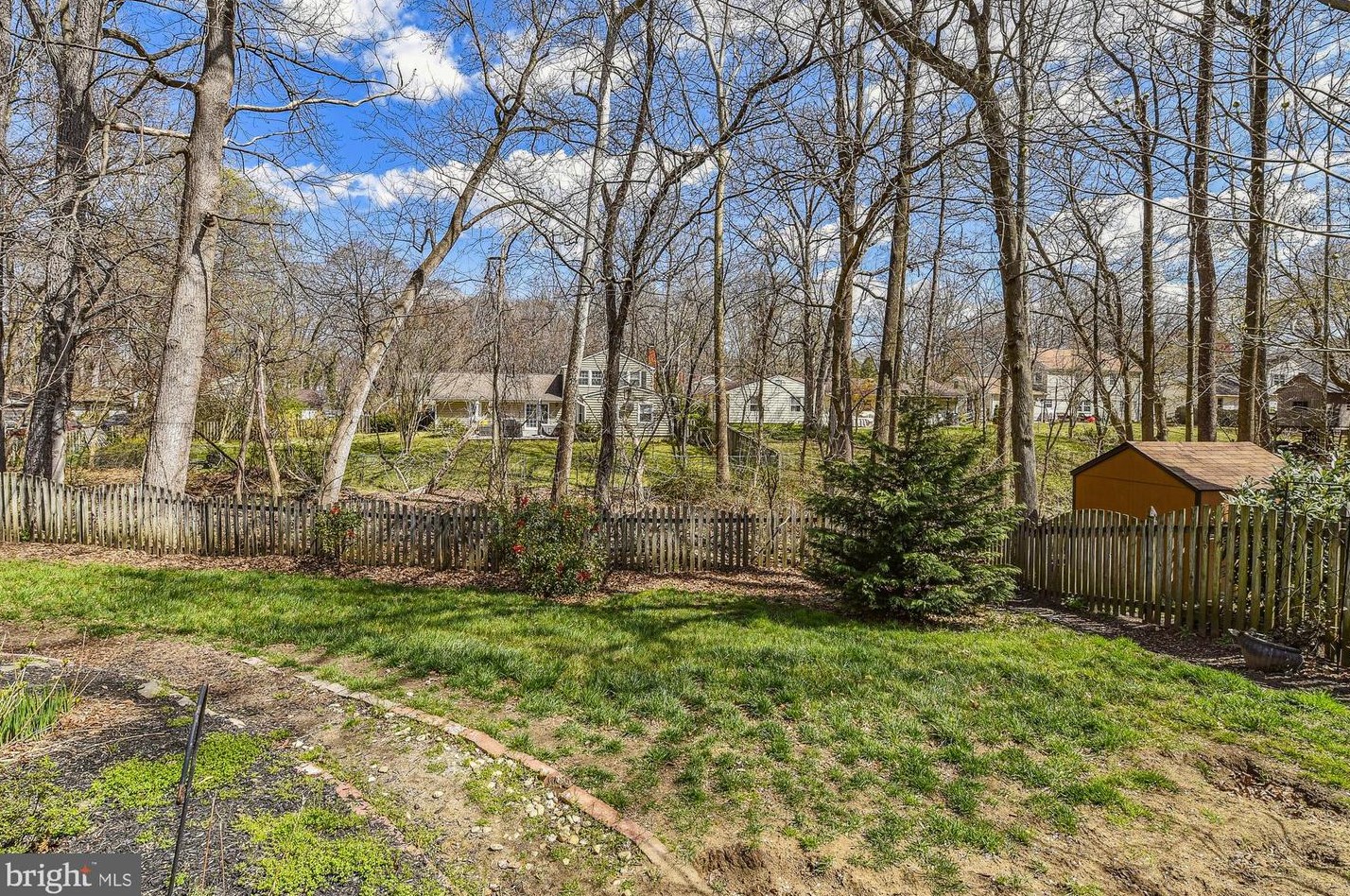 1684 Wickham Way, Crofton MD  21114-2903 exterior