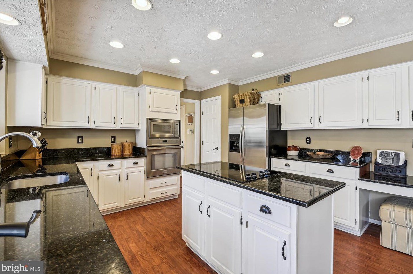 1684 Wickham Way, Crofton MD  21114-2903 exterior