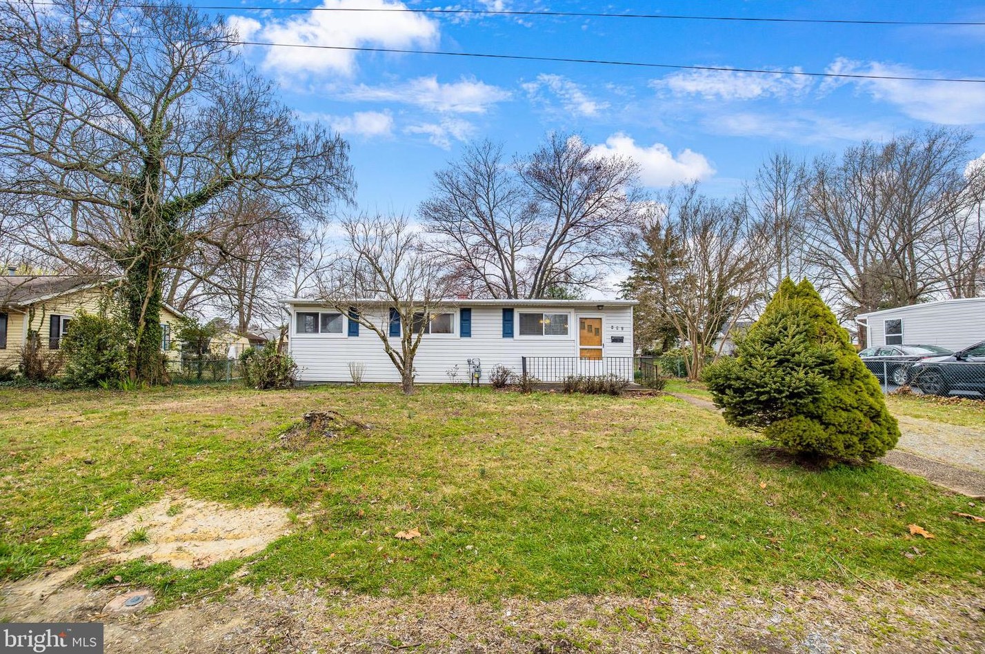 492 Bruce Ave, Odenton, MD 21113