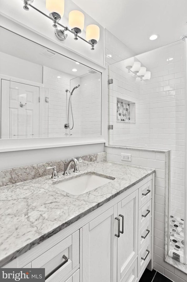 1736 Denton Ct, Crofton MD  21114-1914 exterior