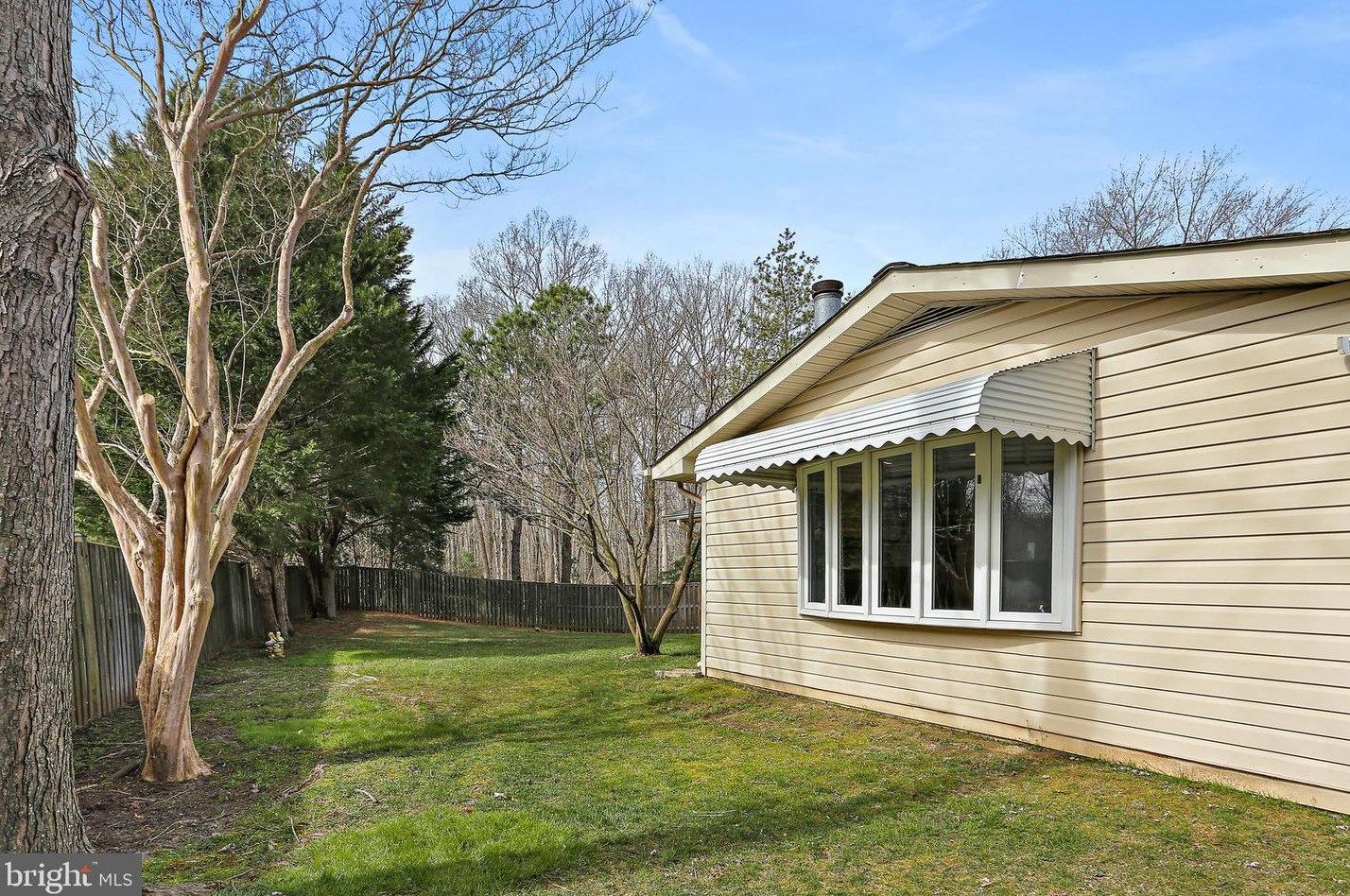 1736 Denton Ct, Crofton MD  21114-1914 exterior