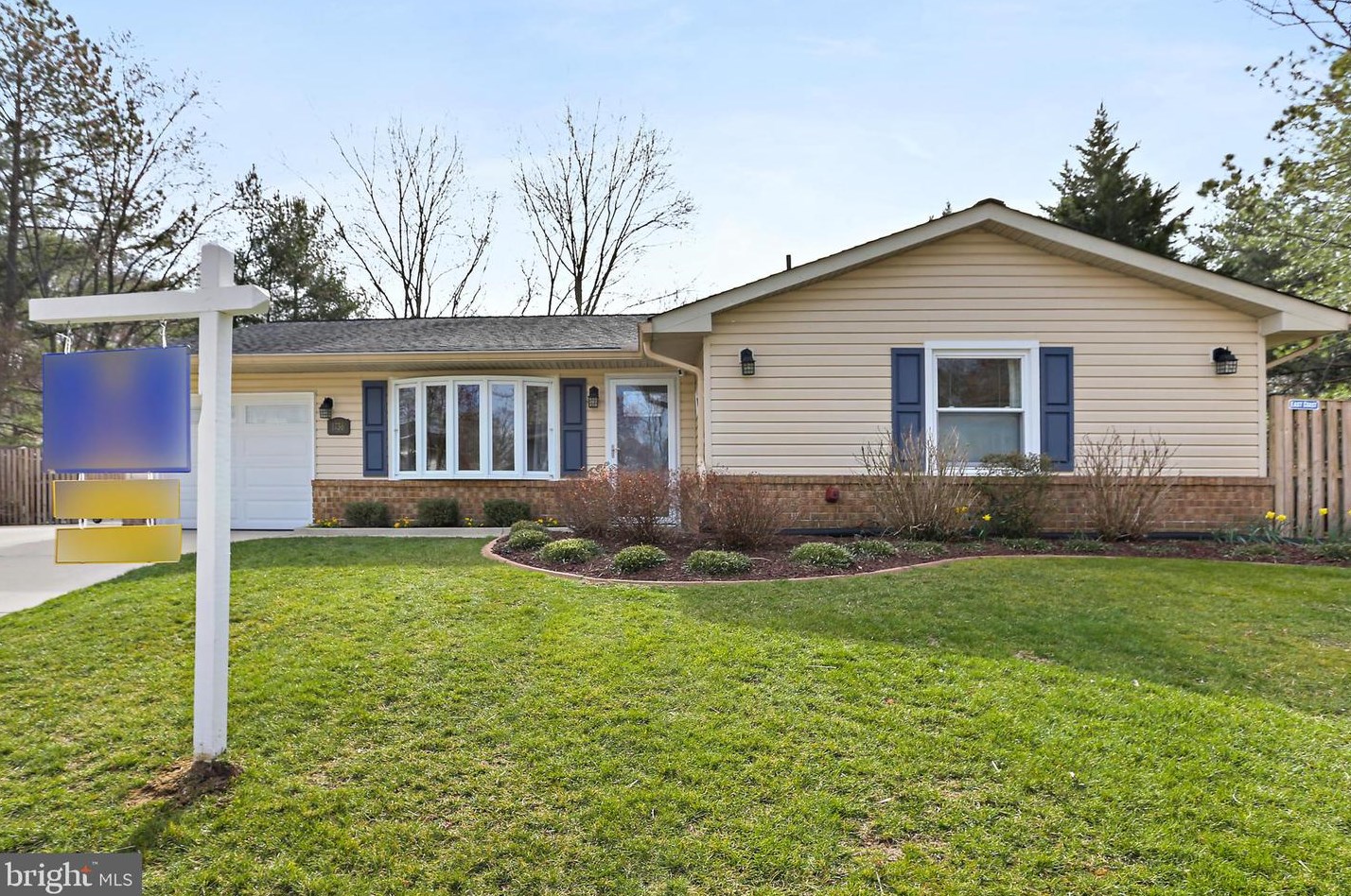 1736 Denton Ct, Crofton MD  21114-1914 exterior