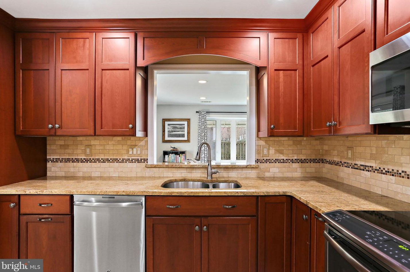 1736 Denton Ct, Crofton MD  21114-1914 exterior