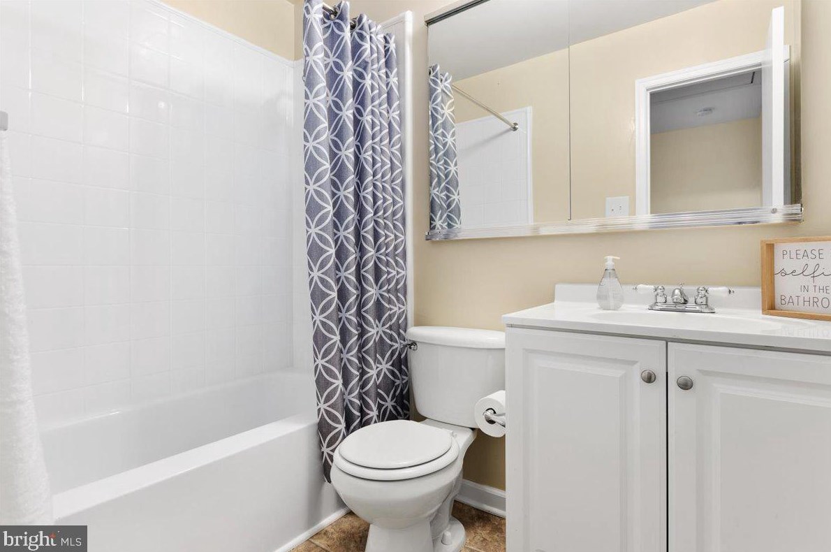 1539 Marlborough Ct, Crofton MD 21114-1108 exterior