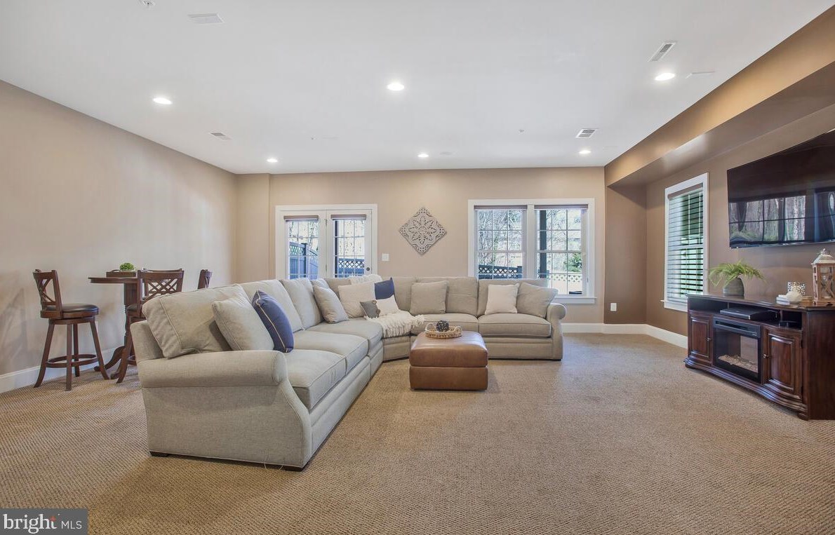 210 Treyburn Way, Arnold, MD 21012