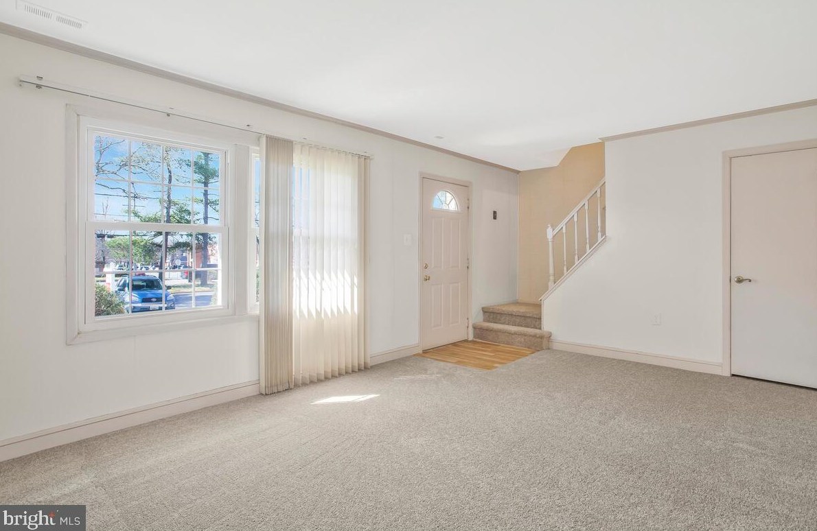 1730 Greentree Ct, Crofton, MD 21114-2413