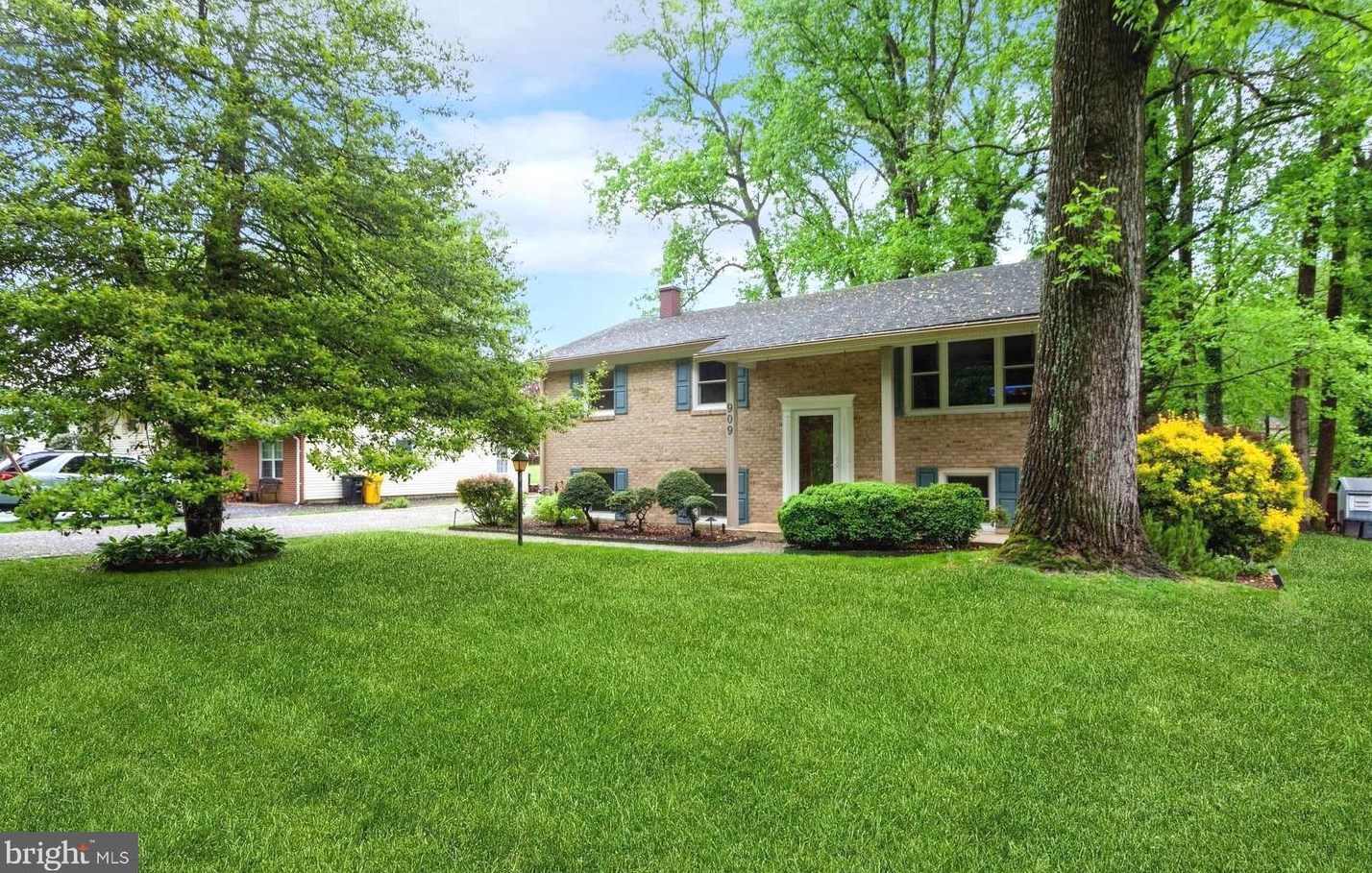 909 Old County Rd, Severna Park, MD 21146