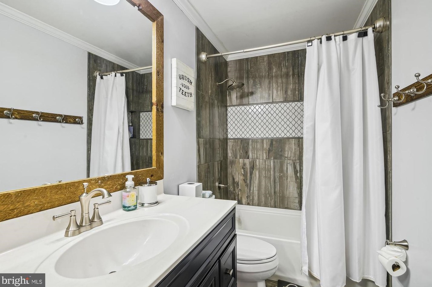 2807 Billhimer Ct, Crofton MD  21114-3158 exterior