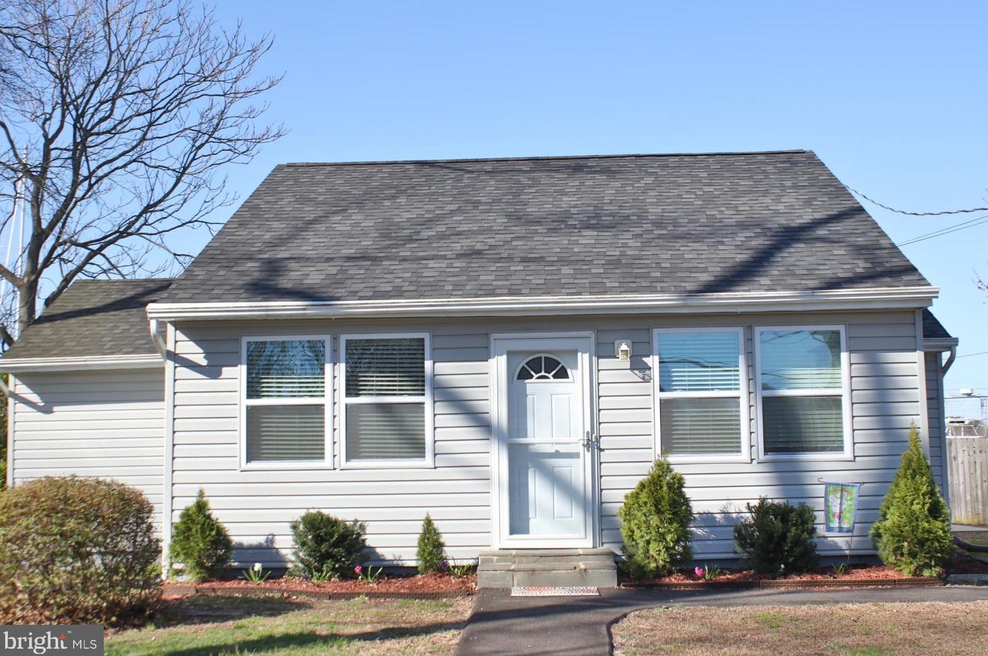1414 Woodland Beach Rd, Riviera Beach, MD 21122