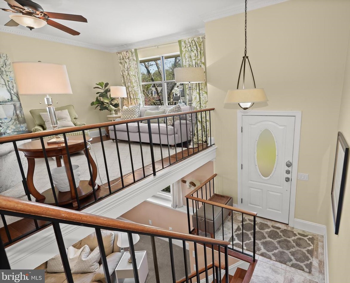 2301 Fairhaven Ln, Crofton, MD 21114-1201