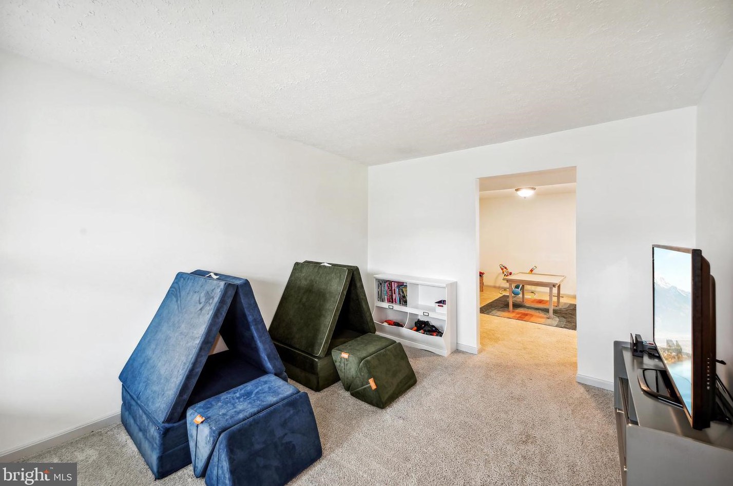 1406 Graham Farm Cir, Severn MD  21144-1085 exterior