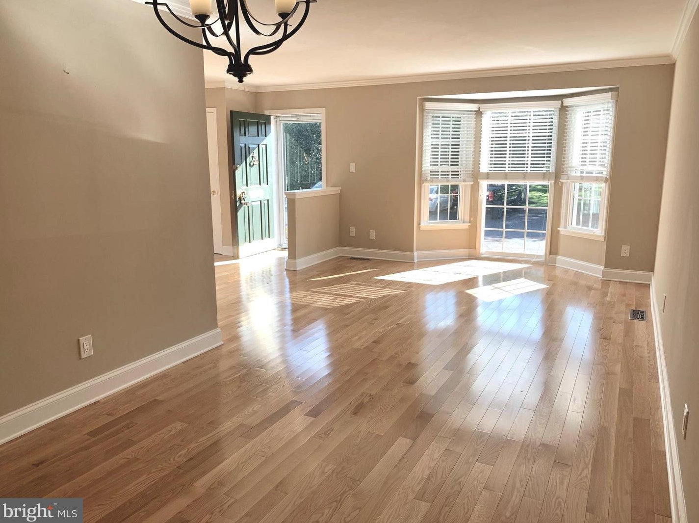 1005 Shire Ct, Crofton MD  21114-1313 exterior