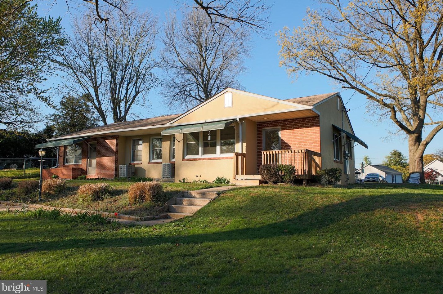 8227 Fort Smallwood Rd, Baltimore, MD 21226