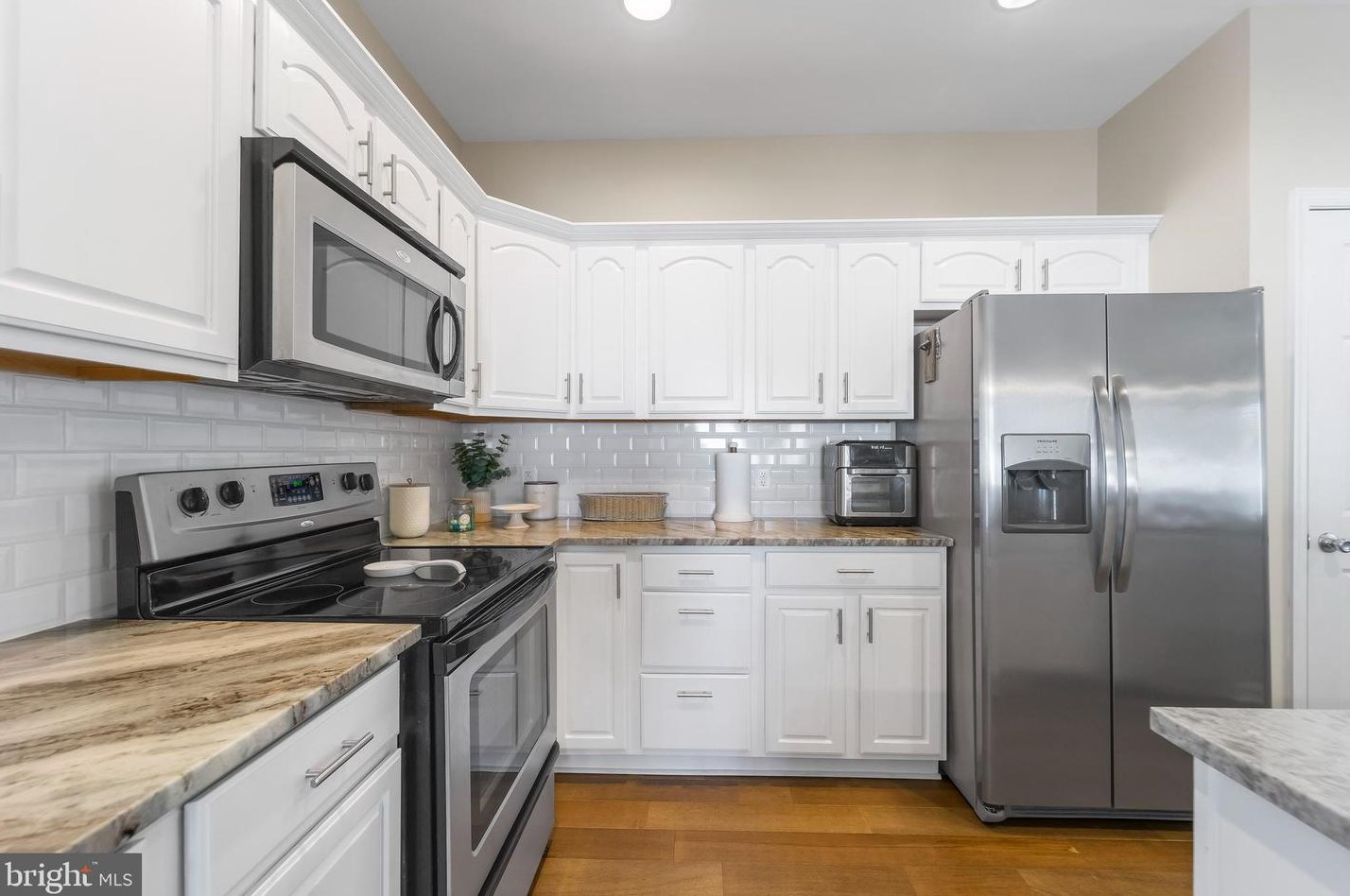 5614 Matthews Ct, Baltimore MD  21225-3563 exterior