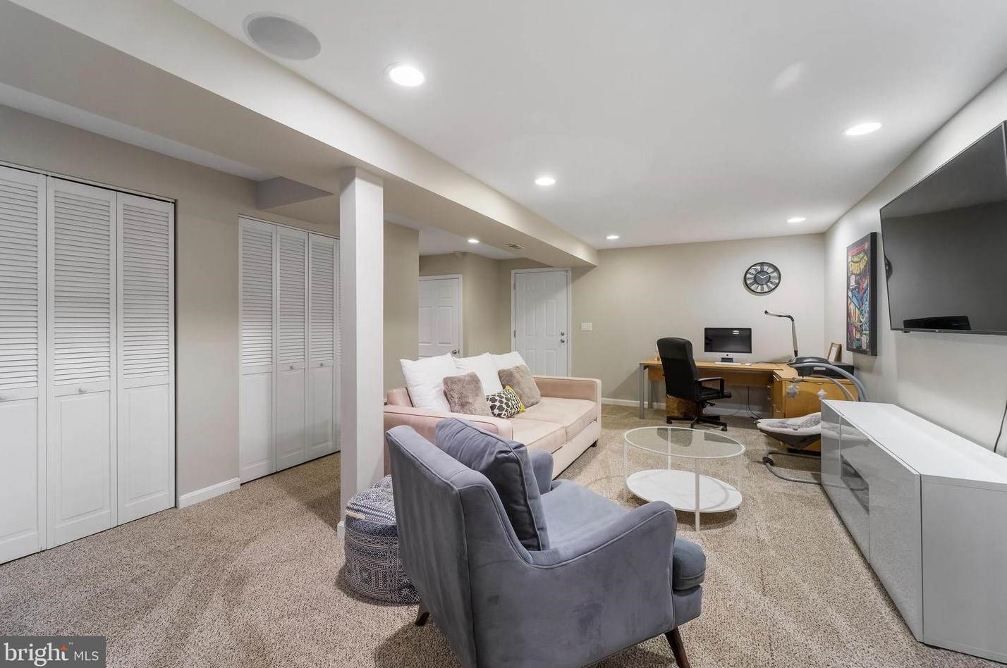 5614 Matthews Ct, Baltimore MD  21225-3563 exterior
