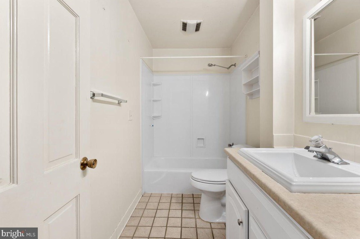 1726 Dryden Way, Crofton MD 21114-1412 exterior