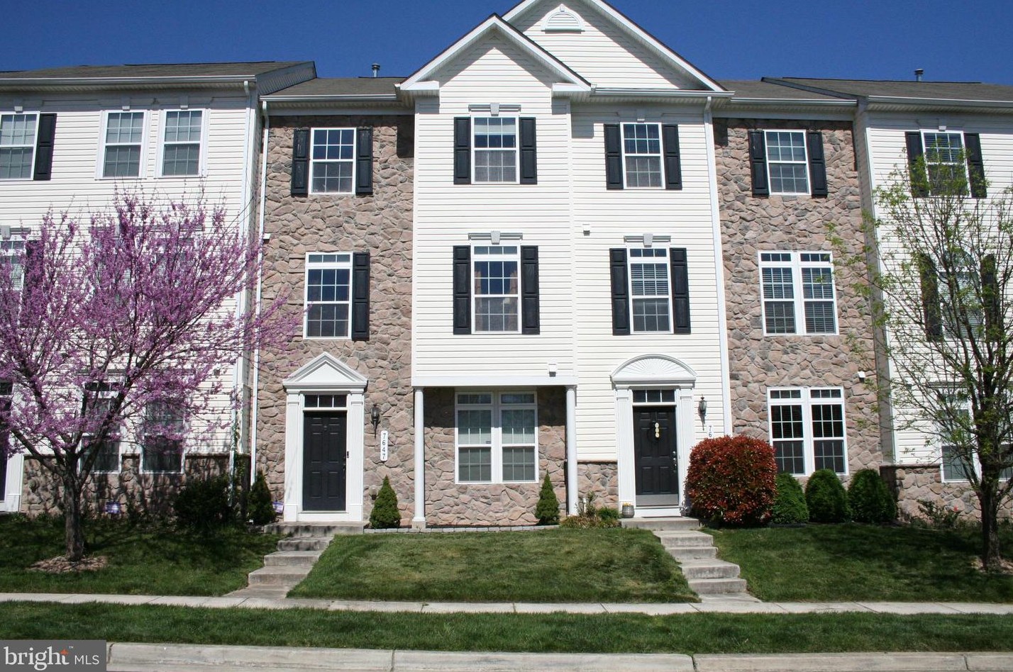 7647 Sandhurst Ln, Baltimore, MD 21076-1930
