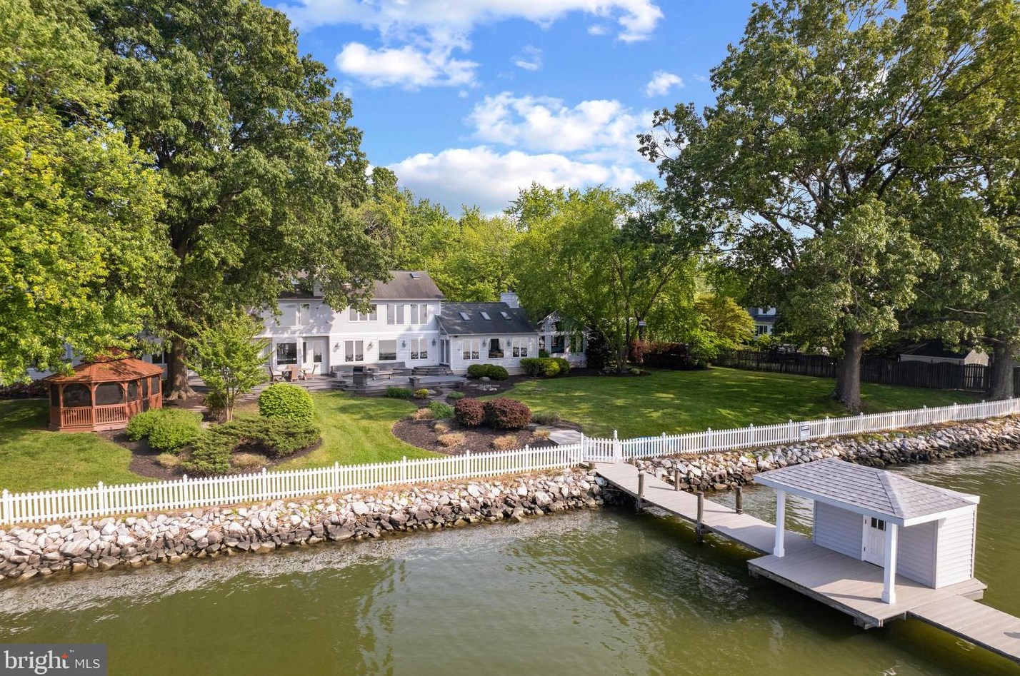 1258 W River Rd, Shady Side, MD 20764