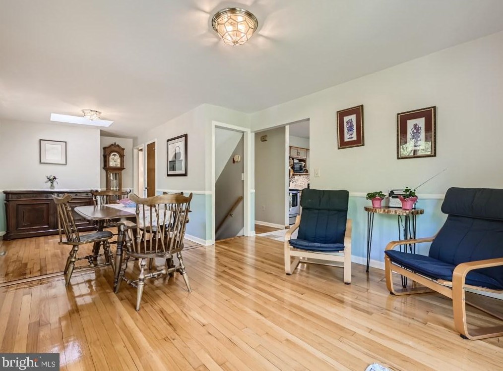 1825 Cedar Dr, Severn MD  21144-1005 exterior