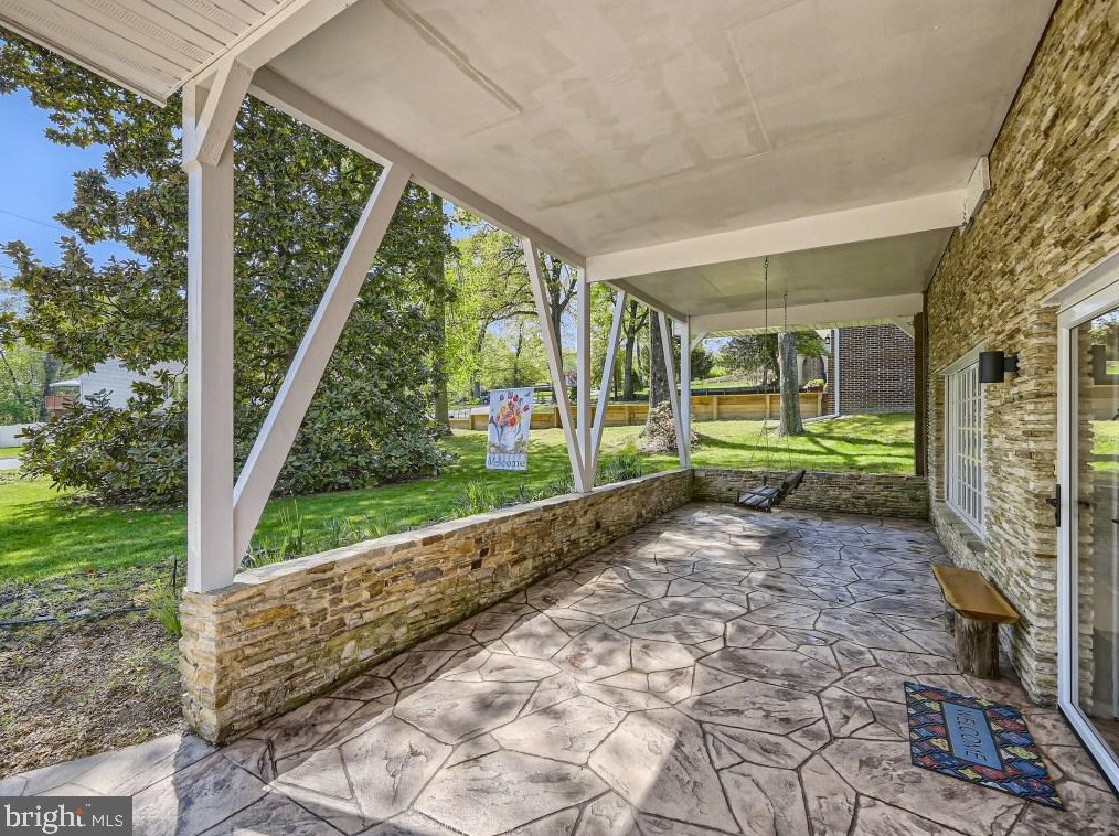 1825 Cedar Dr, Severn MD  21144-1005 exterior