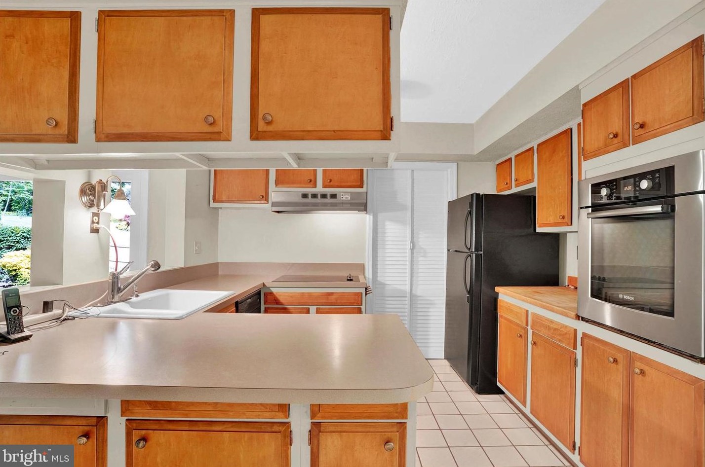 1711 Stratton Rd, Crofton MD  21114-2023 exterior