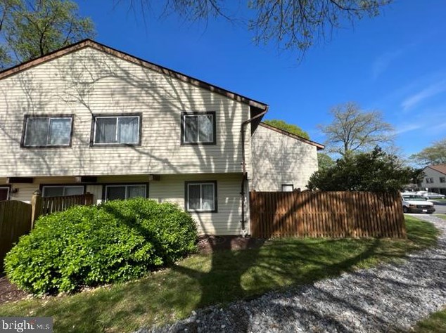 2058 Friendly Pl, Crofton MD exterior