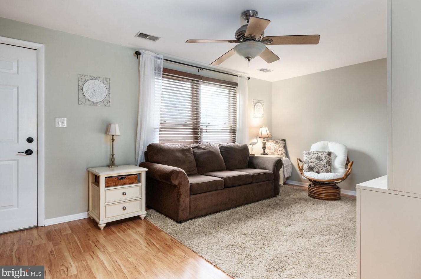 1303 Holly St, Shady Side, MD 20764