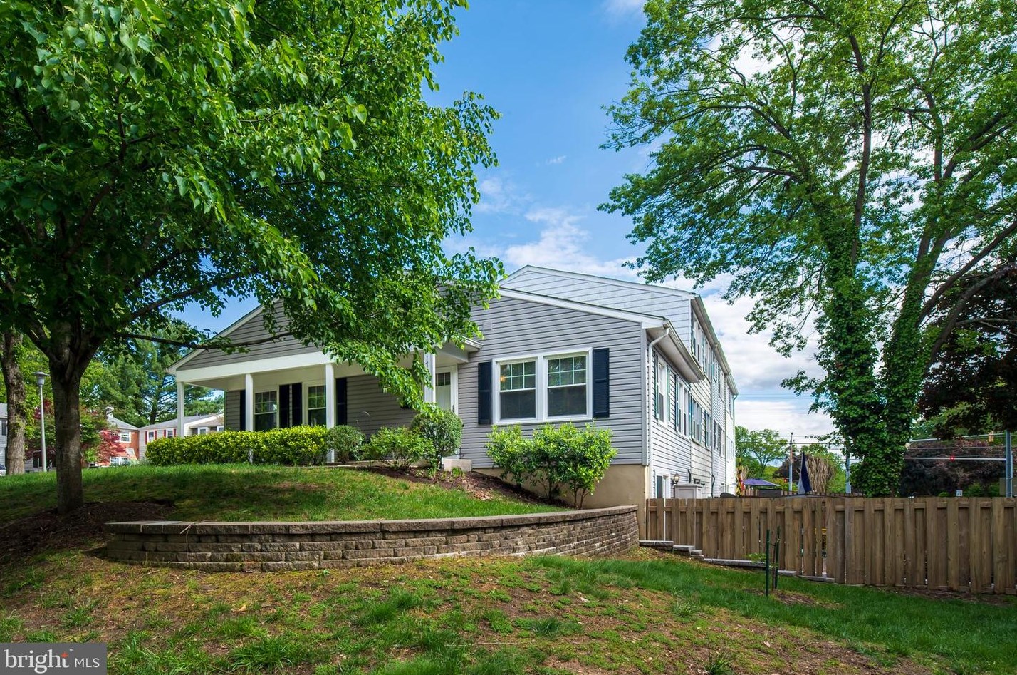 1700 Golden Ct, Crofton, MD 21114-2409