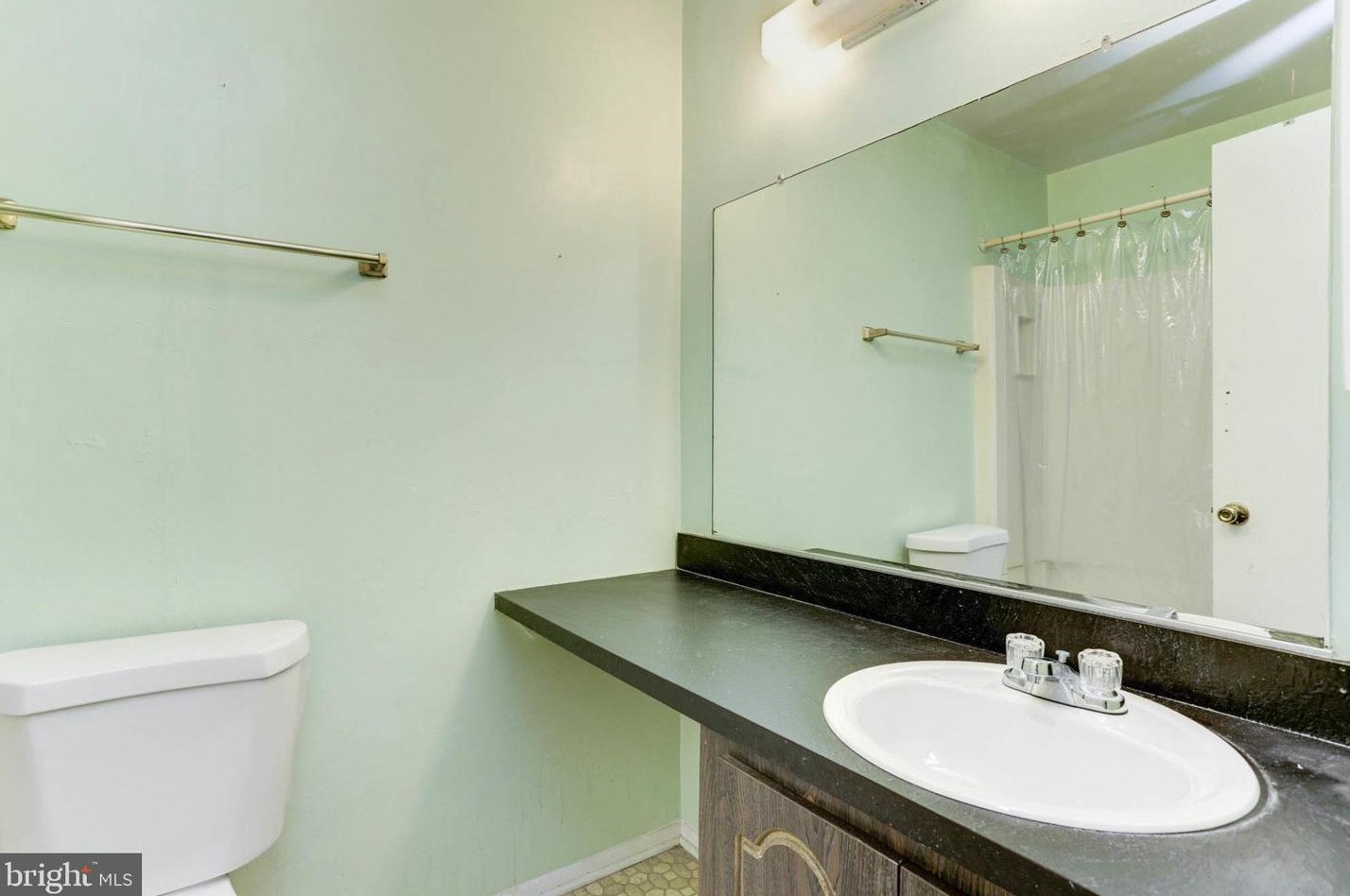 1653 Frst Hl Ct, Crofton MD 21114-1827 exterior