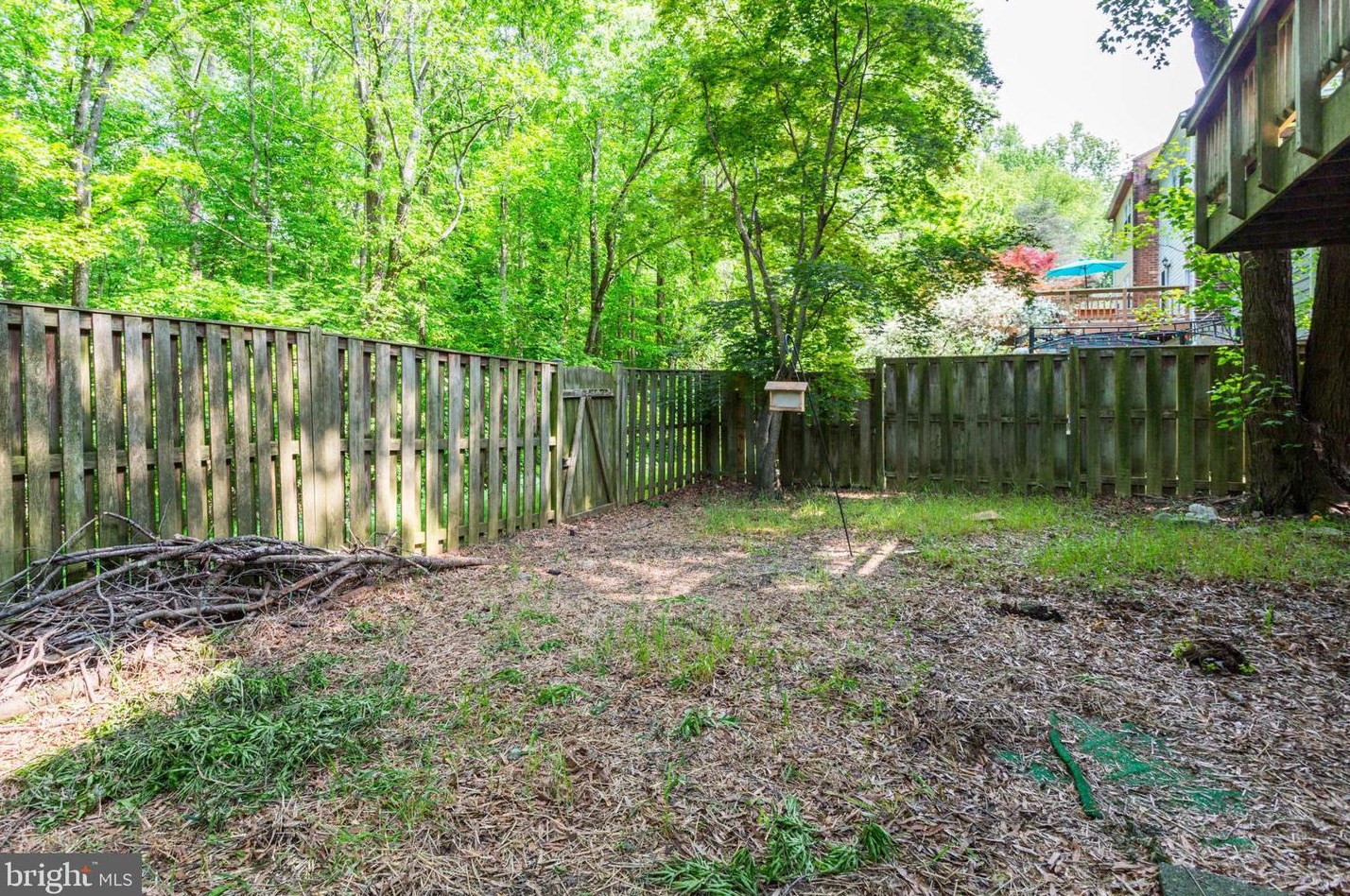 1653 Frst Hl Ct, Crofton MD 21114-1827 exterior