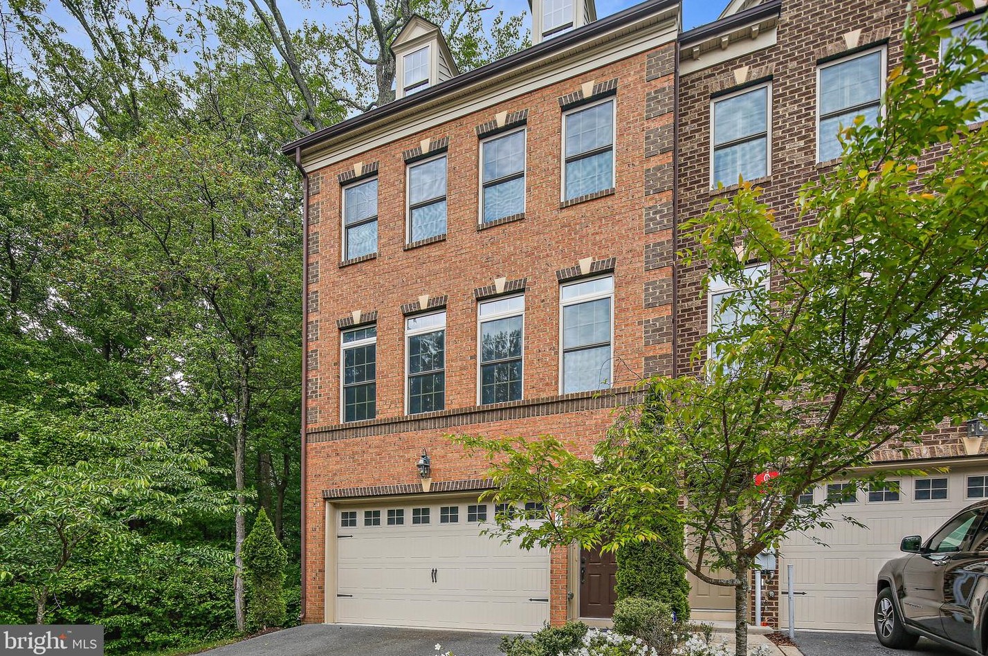 7454 Burnside Way, Baltimore, MD 21076-1064