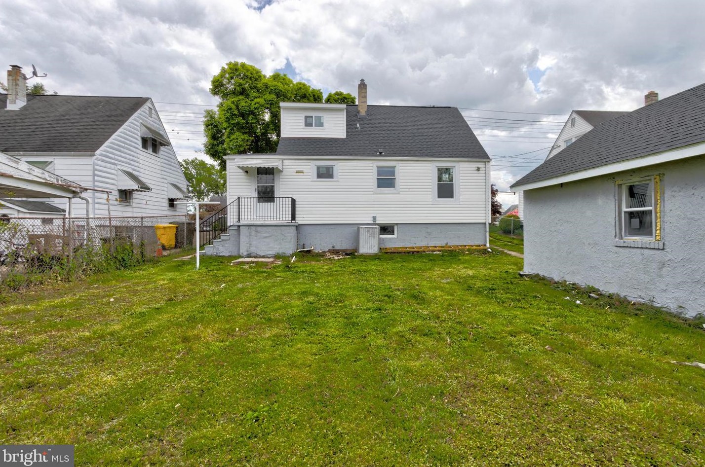 512 Church St, Baltimore MD  21225-3539 exterior