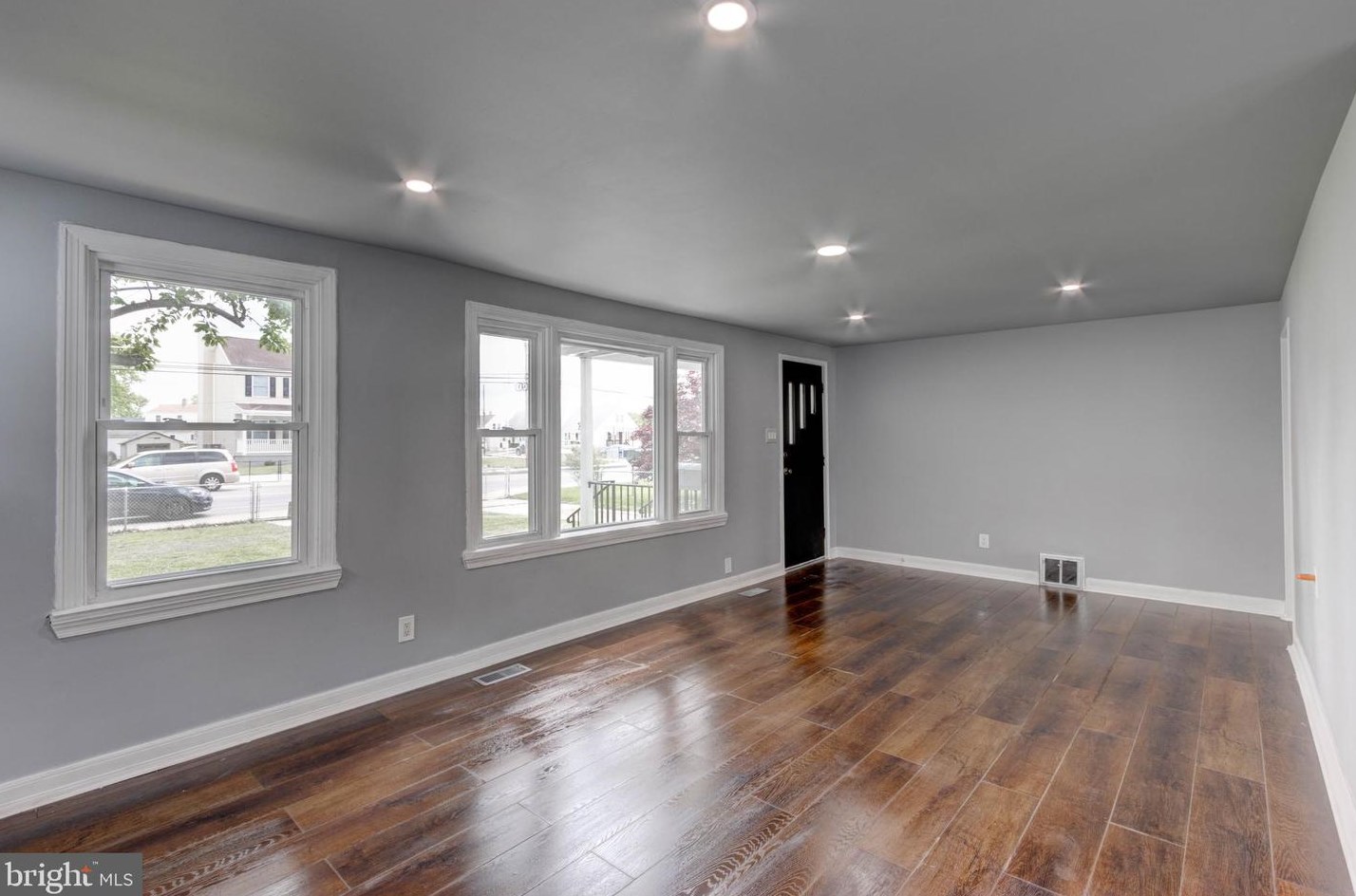 512 Church St, Baltimore MD  21225-3539 exterior