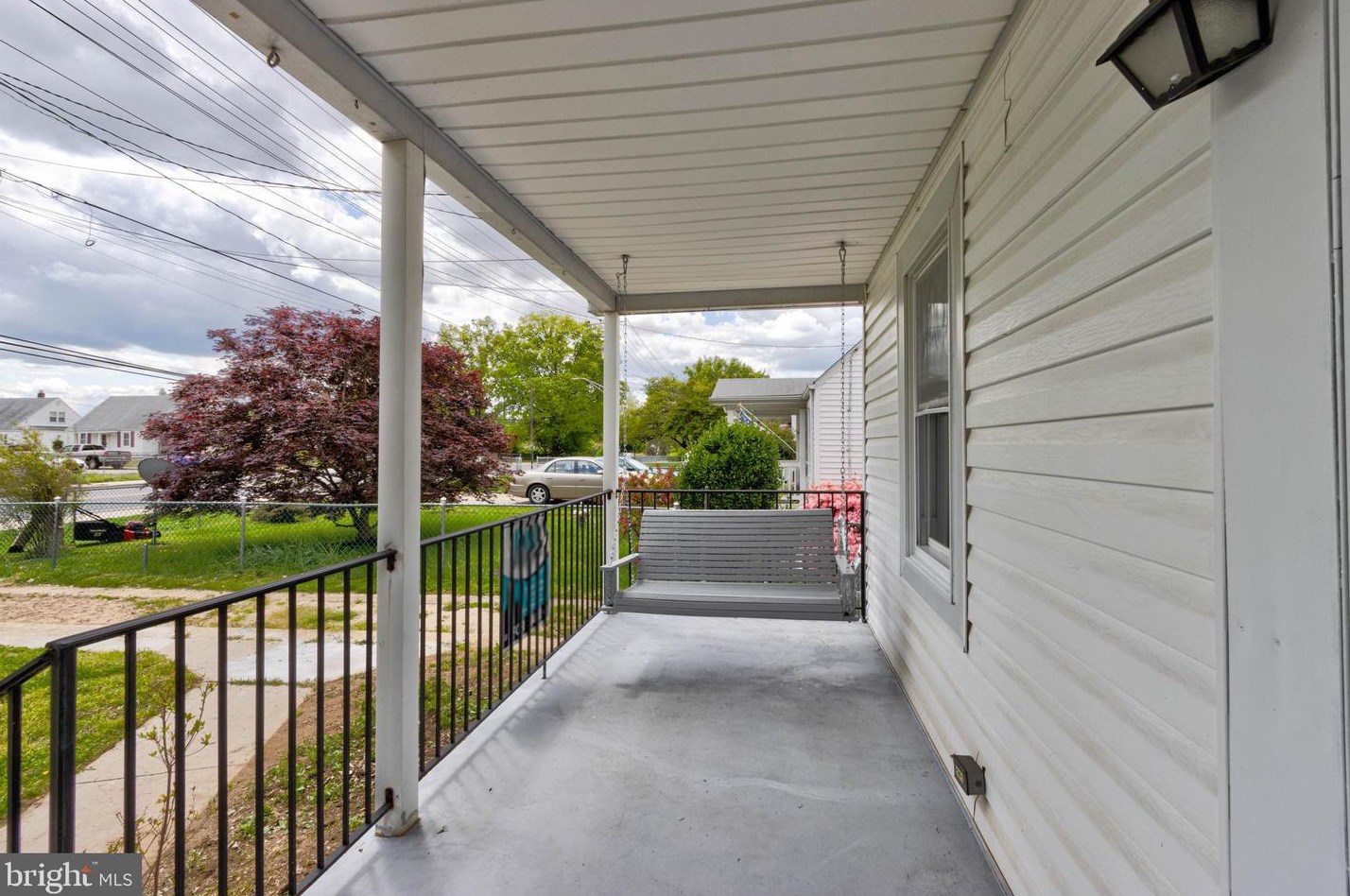 512 Church St, Baltimore MD  21225-3539 exterior