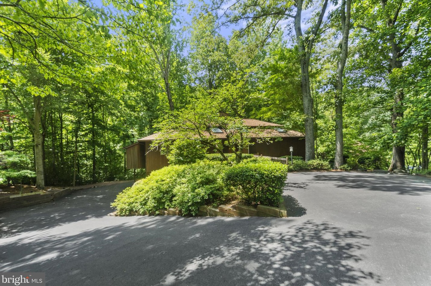 1031 Ashe St, Davidsonville, MD 21035-1215