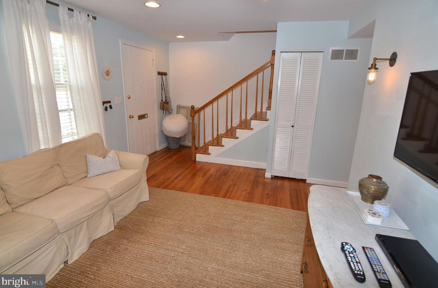 1740 Dryden Way, Crofton MD  21114-1436 exterior